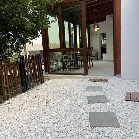 Ktima Terra, Mountain Retreat With Private Jacuzzi
